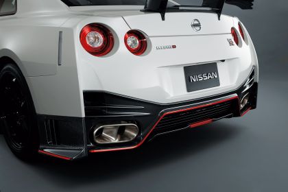 2014 Nissan GT-R ( R35 ) Nismo 9