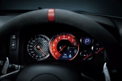 2014 Nissan GT-R ( R35 ) Nismo 13