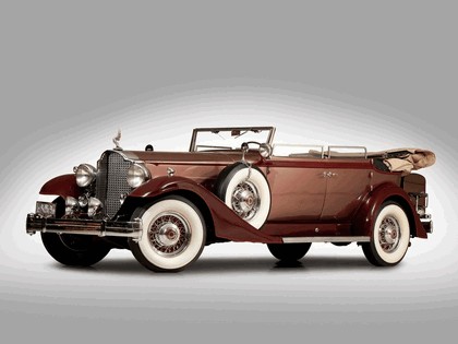 1933 Packard Twelve convertible sedan 2
