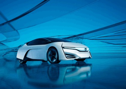 2013 Honda FCEV concept 31