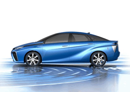 2013 Toyota FCV concept 2