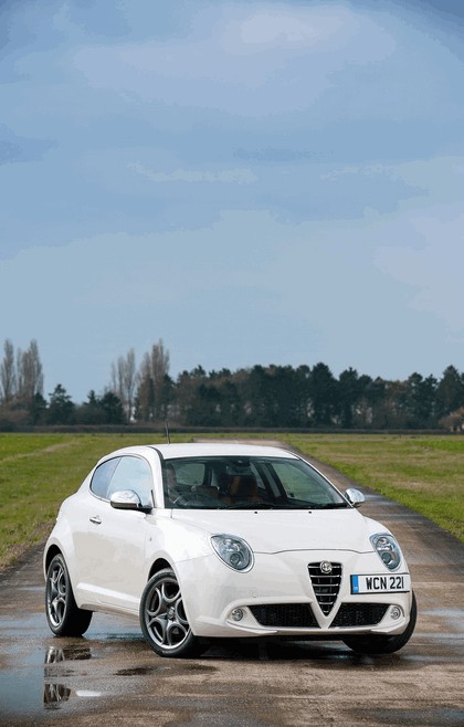 2014 Alfa Romeo MiTo - UK version 10