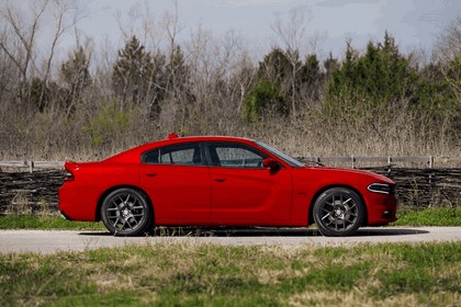 2015 Dodge Charger 12