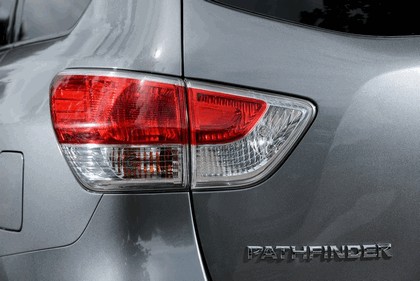 2015 Nissan Pathfinder - Russian version 44