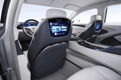 2015 Buick Avenir concept 19