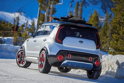 2015 Kia Trailster concept 8
