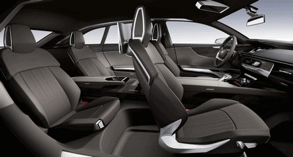 2015 Audi Prologue avant concept 11
