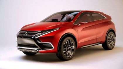 2015 Mitsubishi XR-PHEV II concept 1