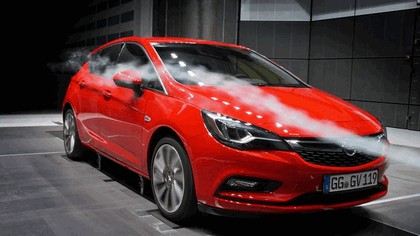 2015 Opel Astra 61