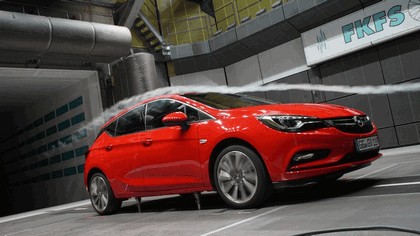 2015 Opel Astra 62