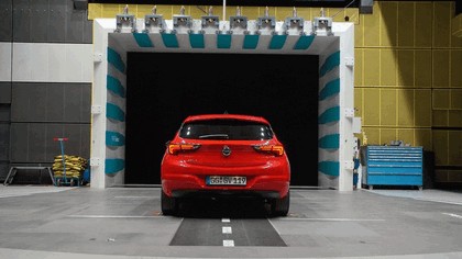 2015 Opel Astra 64