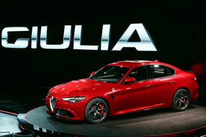 2015 Alfa Romeo Giulia Quadrifoglio 7