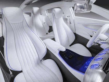 2015 Mercedes-Benz Concept IAA 34