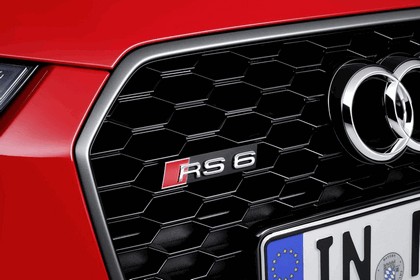 2015 Audi RS 6 Avant performance 14