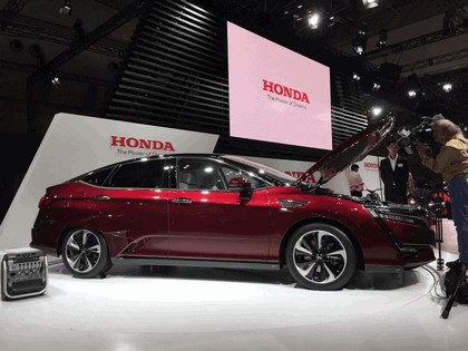 2015 Honda Clarity FCV 9