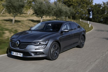 2015 Renault Talisman - test drive in Tuscany 33