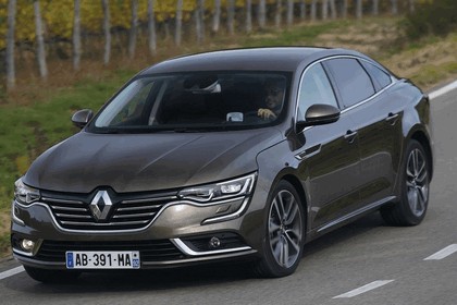 2015 Renault Talisman - test drive in Tuscany 54