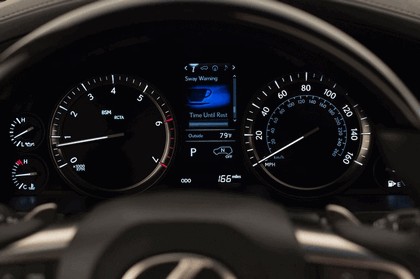2016 Lexus LX 570 24