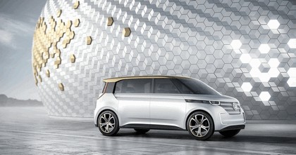2016 Volkswagen BUDD-e concept 1