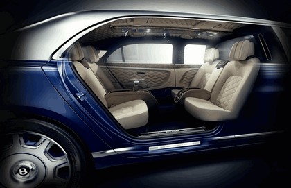 2016 Bentley Mulsanne Grand Limousine by Mulliner 4