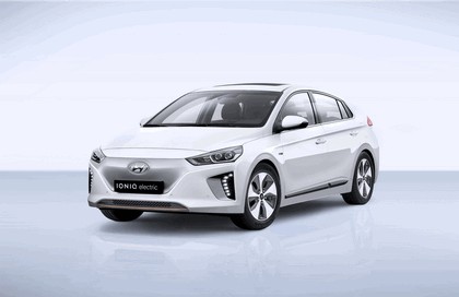 2016 Hyundai Ionic Electric concept 1