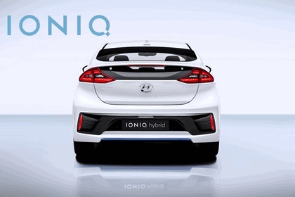 2016 Hyundai Ionic Hybrid concept 12
