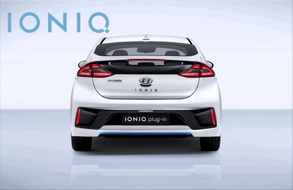 2016 Hyundai Ionic Plug-in concept 12