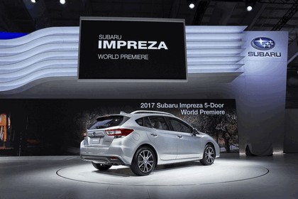 2017 Subaru Impreza 5-door - USA version 16