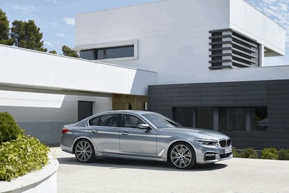 2016 BMW 540i M Sport 10