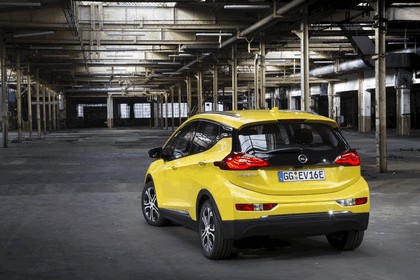 2016 Opel Ampera-e 11