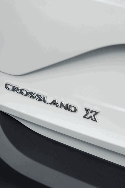2017 Vauxhall Crossland X 17