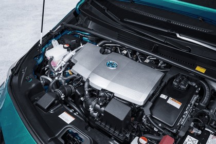 2017 Toyota Prius Plug-in Hybrid 84