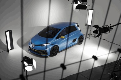 2017 Renault Zoe e-Sport concept 23