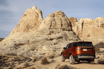 2017 Land Rover Discovery - USA version 64