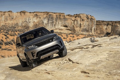 2017 Land Rover Discovery - USA version 111