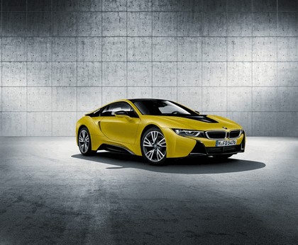 2017 BMW i8 Frozen yellow edition 1