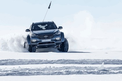 2017 Hyundai Santa Fe Endurance - Antarctica edition 6