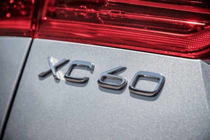 2017 Volvo XC60 - UK version 196