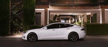 2017 Tesla Model S 21