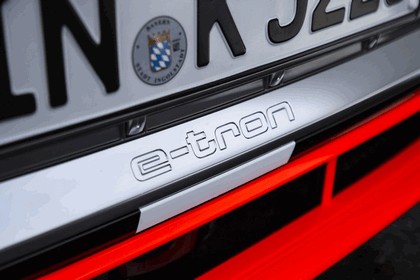 2018 Audi e-tron prototype 44