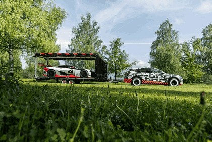 2018 Audi e-tron prototype 94