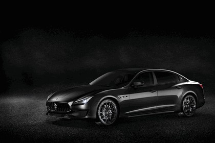 2018 Maserati Quattroporte Nerissimo Edition 1