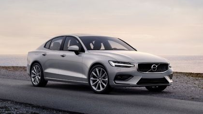 2018 Volvo S60 Momentum 7