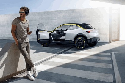 2018 Opel GT X Experimental concept 7