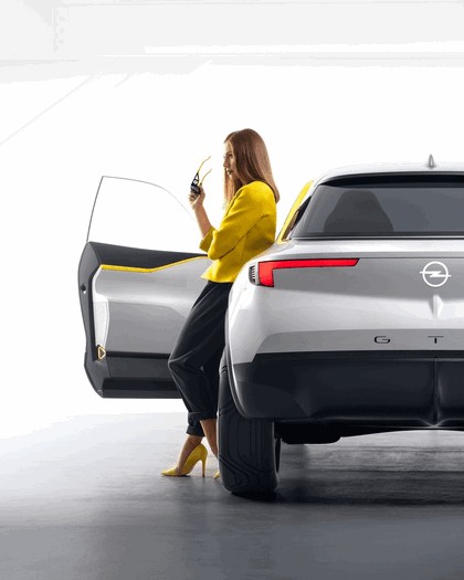 2018 Opel GT X Experimental concept 9