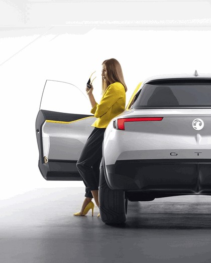 2018 Vauxhall GT X Experimental concept 7