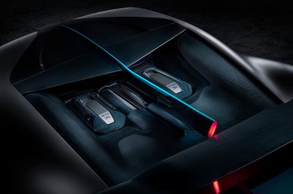 2018 Bugatti Divo 14