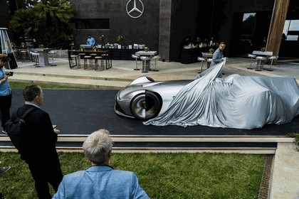 2018 Mercedes-Benz Vision EQ Silver Arrow concept 24