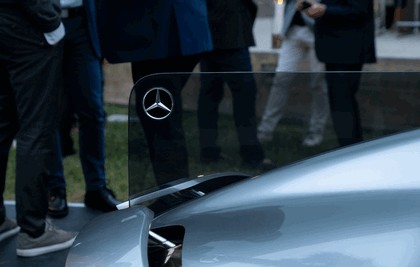 2018 Mercedes-Benz Vision EQ Silver Arrow concept 45