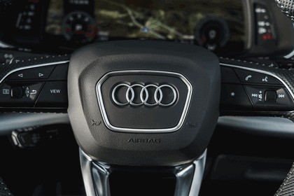 2019 Audi Q8 - UK version 123